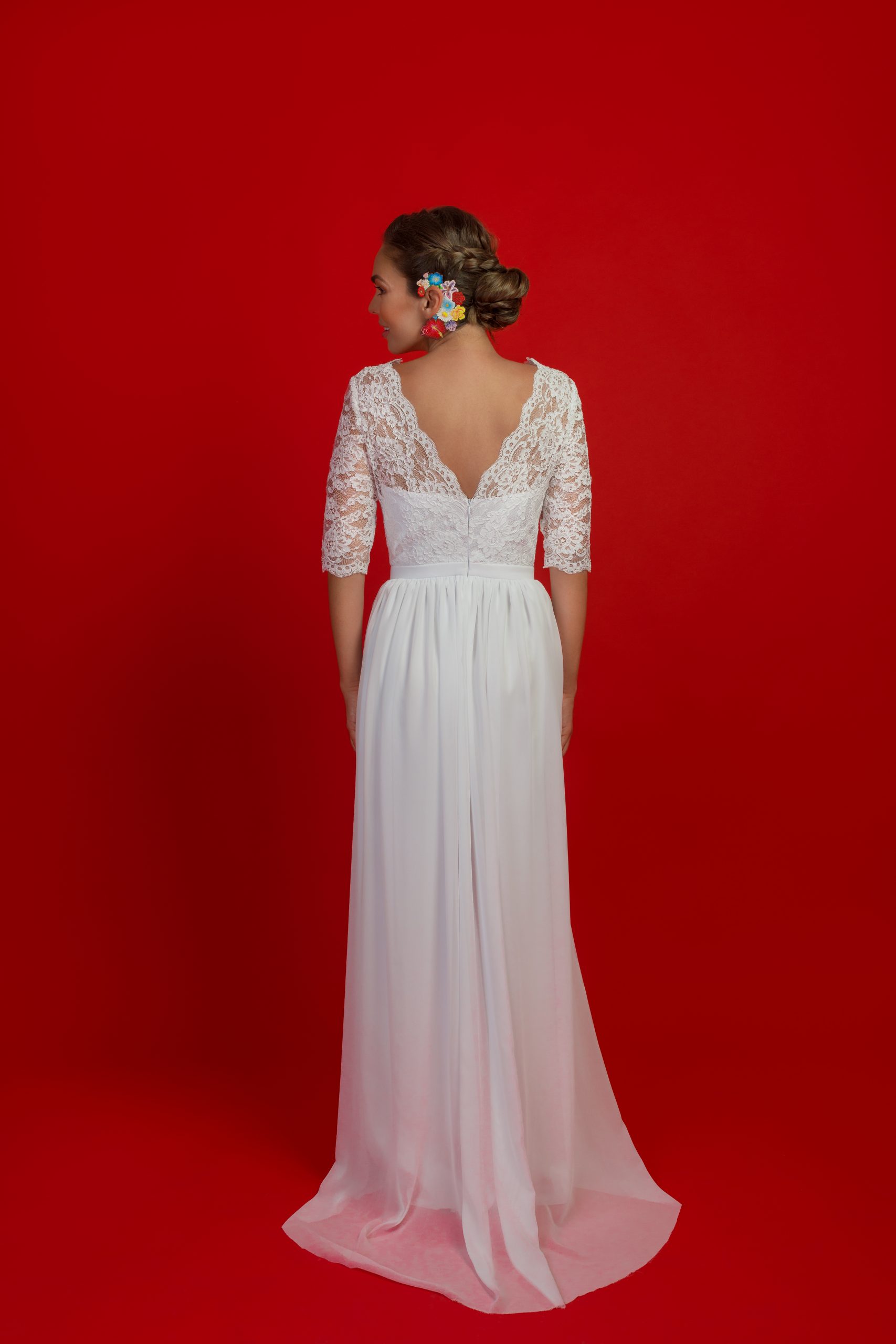 Svatební šaty se šifónovou sukní